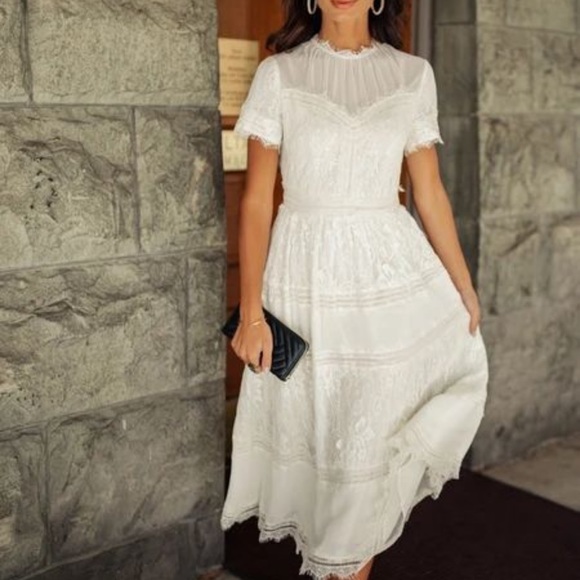 bohme Dresses & Skirts - Bohme Ivory Divine Lace Midi dress XL